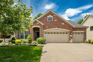 83 S Ridgewynd Court, Lake St Louis, MO 63367