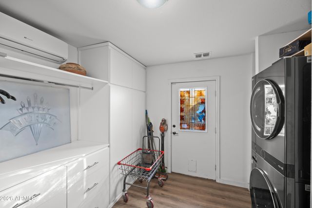 3501 E CANNON Drive, Phoenix, AZ 85028