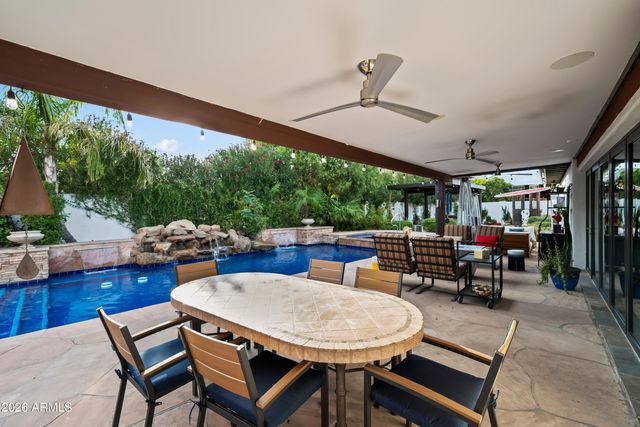 3501 E CANNON Drive, Phoenix, AZ 85028