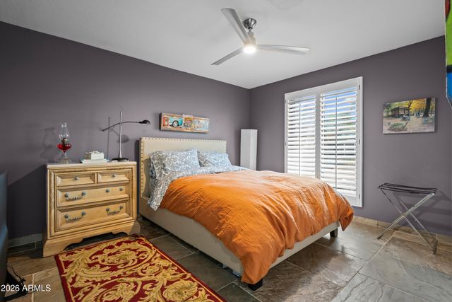 3501 E CANNON Drive, Phoenix, AZ 85028