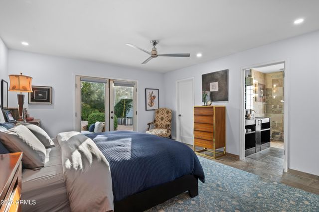 3501 E CANNON Drive, Phoenix, AZ 85028