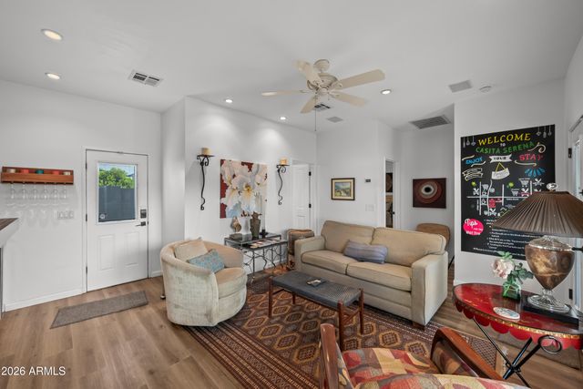 3501 E CANNON Drive, Phoenix, AZ 85028