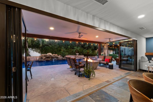 3501 E CANNON Drive, Phoenix, AZ 85028