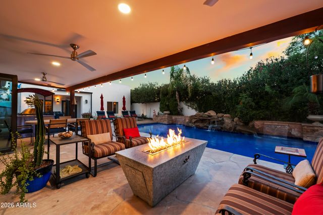 3501 E CANNON Drive, Phoenix, AZ 85028