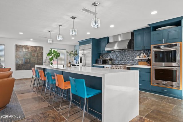 3501 E CANNON Drive, Phoenix, AZ 85028