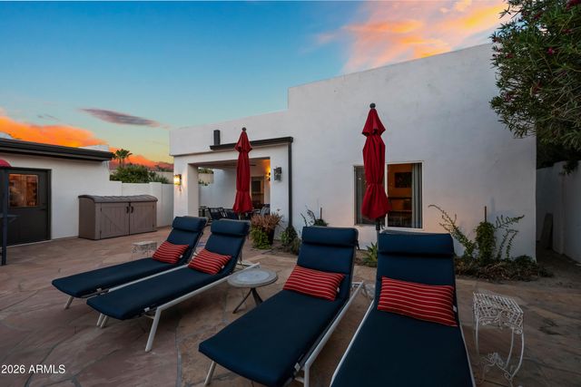 3501 E CANNON Drive, Phoenix, AZ 85028