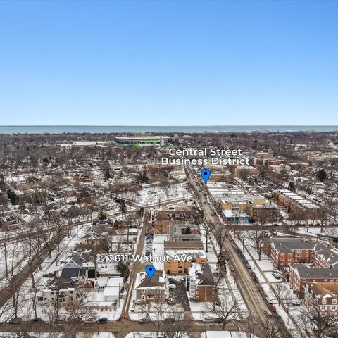 2611 Walnut Avenue, Evanston, IL 60201