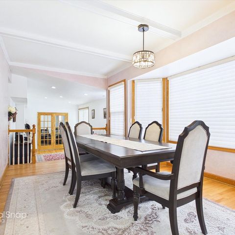 2611 Walnut Avenue, Evanston, IL 60201