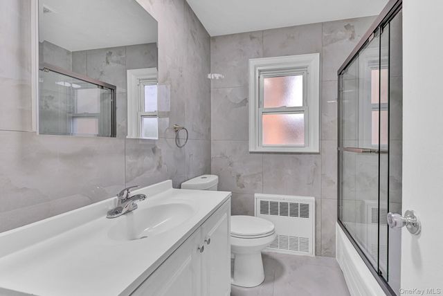 82 1st Street, New Hyde Park, NY 11040