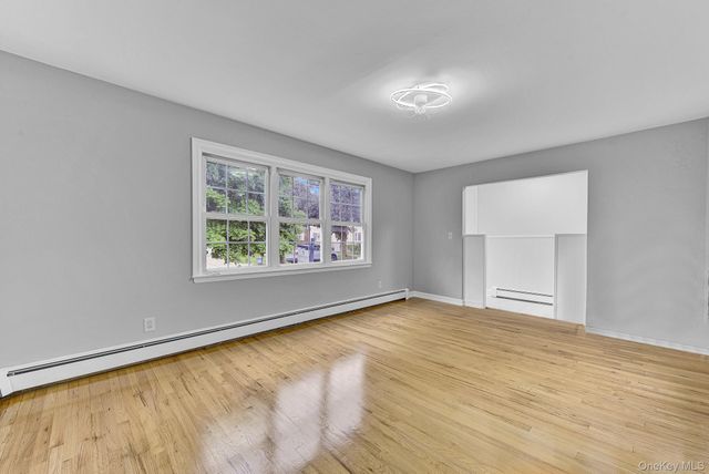 82 1st Street, New Hyde Park, NY 11040