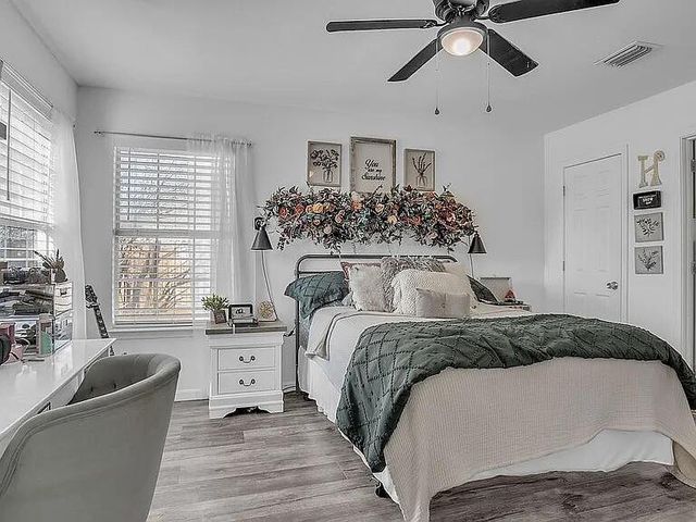 9435 E River Drive, Navarre, FL 32566