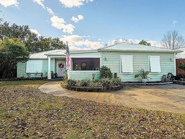 9435 E River Drive, Navarre, FL 32566