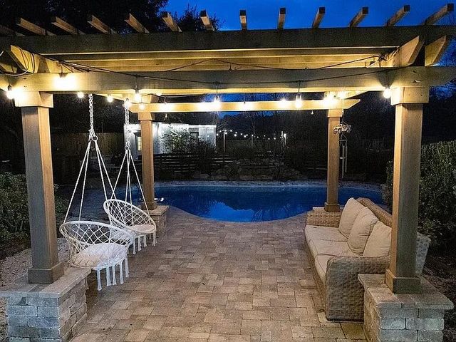 9435 E River Drive, Navarre, FL 32566