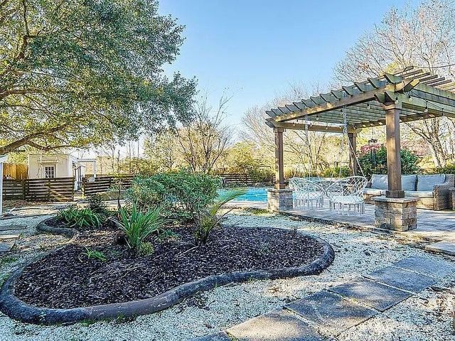 9435 E River Drive, Navarre, FL 32566