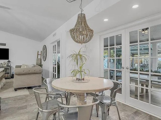 9435 E River Drive, Navarre, FL 32566