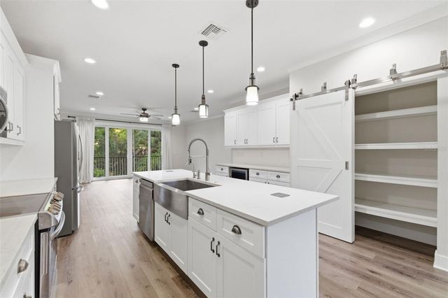 1225 SAVONA DRIVE NE, St Petersburg, FL 33702