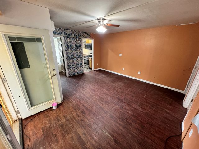 515 County Road 2317, Honey Grove, TX 75446