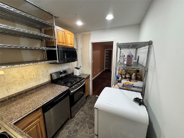 515 County Road 2317, Honey Grove, TX 75446