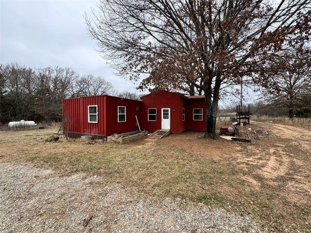 515 County Road 2317, Honey Grove, TX 75446