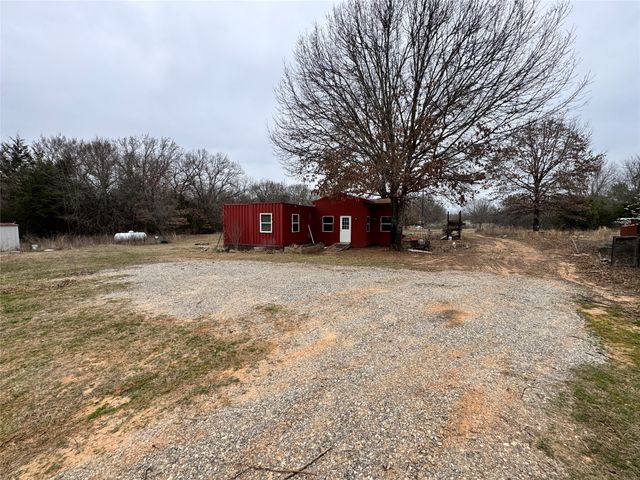 515 County Road 2317, Honey Grove, TX 75446
