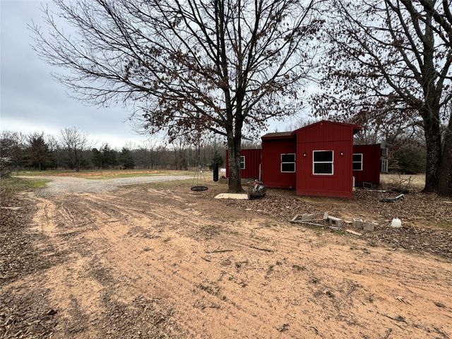 515 County Road 2317, Honey Grove, TX 75446