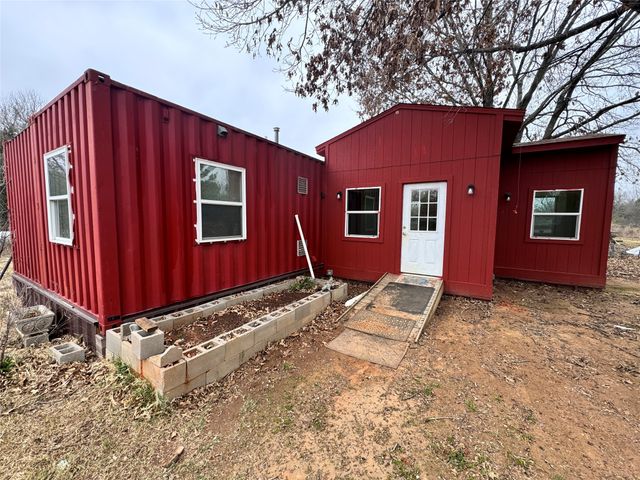 515 County Road 2317, Honey Grove, TX 75446