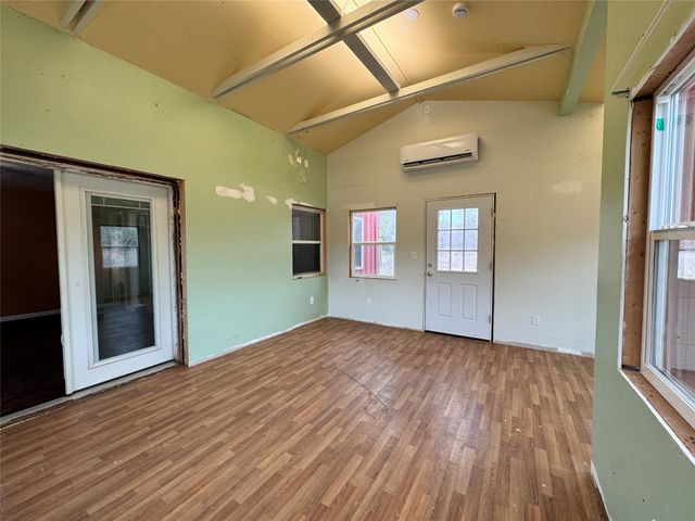 515 County Road 2317, Honey Grove, TX 75446