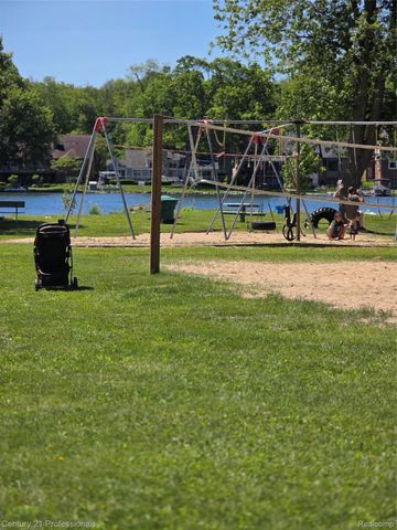 NA VL Rio Vista, Commerce Charter Township, MI 48382