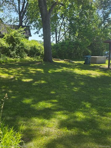 NA VL Rio Vista, Commerce Charter Township, MI 48382