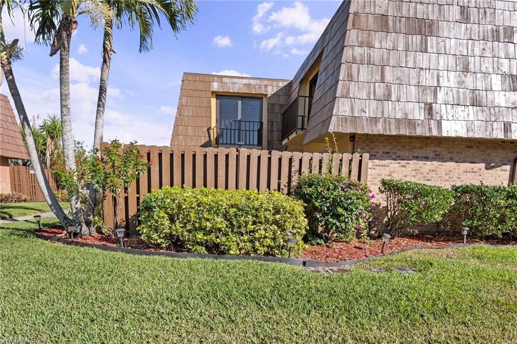 1569 Park Meadows DR 2, FORT MYERS, FL 33907 — photo 2