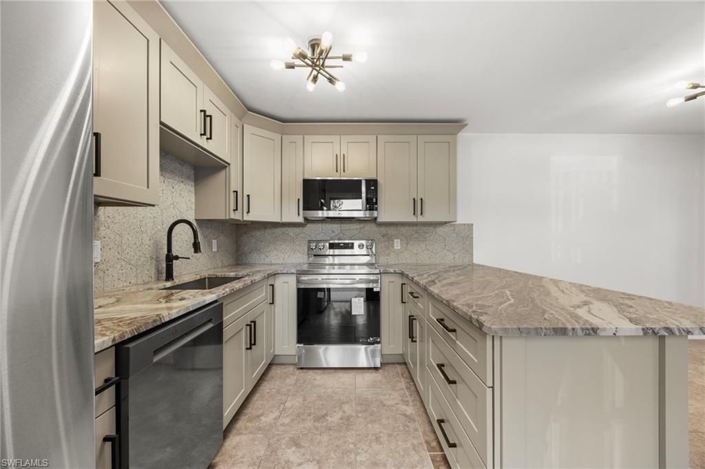 1569 Park Meadows DR 2, FORT MYERS, FL 33907 — photo 5