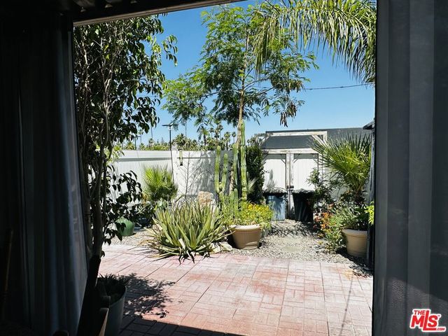 2 Carmel Drive, Palm Springs, CA 92264
