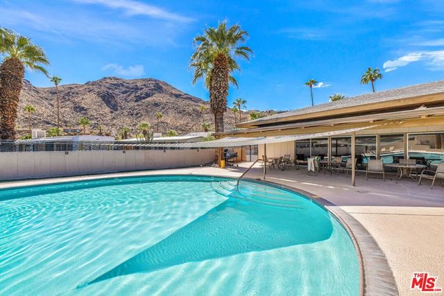 2 Carmel Drive, Palm Springs, CA 92264