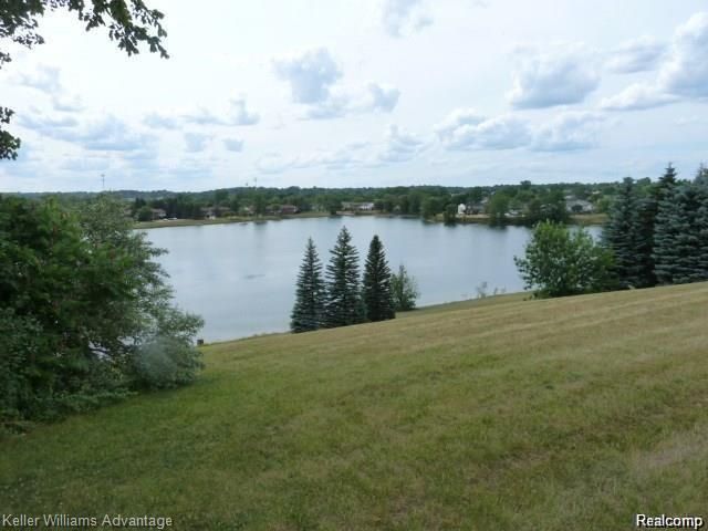42480 Corlina Drive, Northville, MI 48167