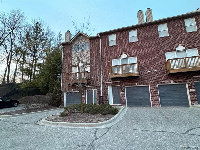 42480 Corlina Drive, Northville, MI 48167