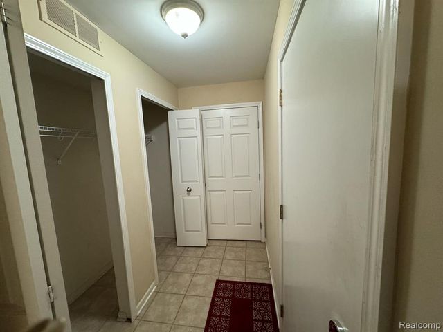 42480 Corlina Drive, Northville, MI 48167
