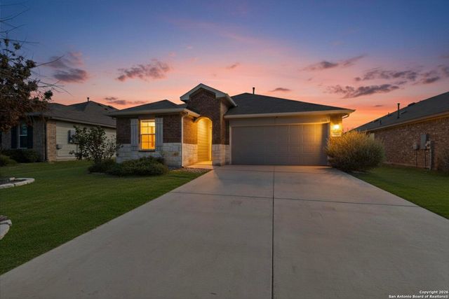 1405 Parkwood, Seguin, TX 78155