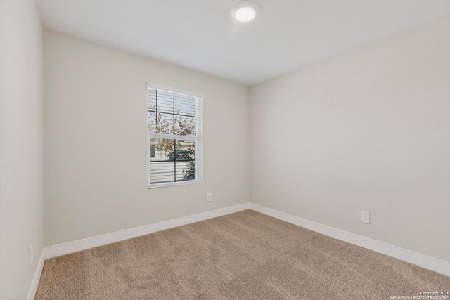 1405 Parkwood, Seguin, TX 78155