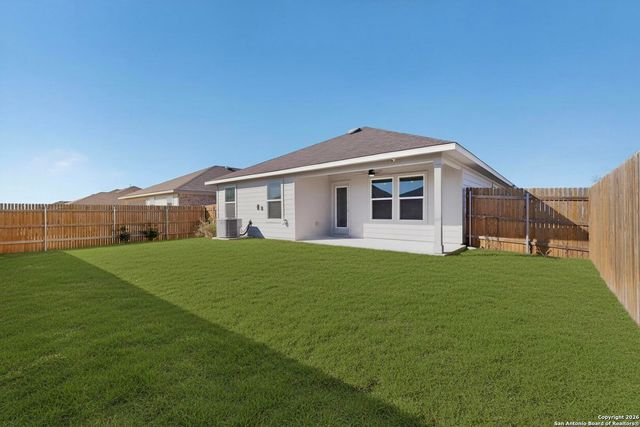 1405 Parkwood, Seguin, TX 78155