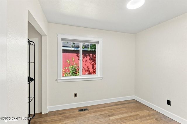 7716 Chaimi Loop, Anchorage, AK 99504