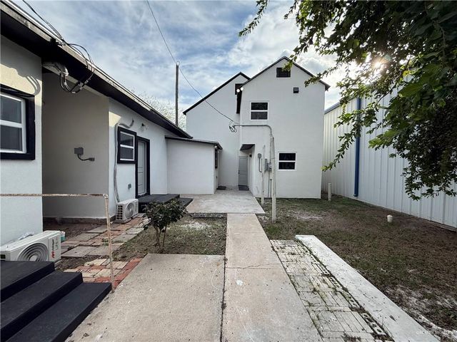 212 E 11th Street, Mission, TX 78572