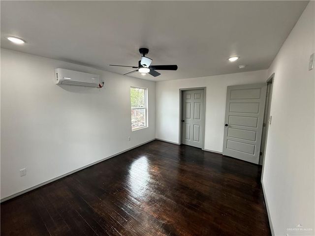 212 E 11th Street, Mission, TX 78572