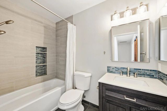 3107 Via Sombra, Carlsbad, CA 92010