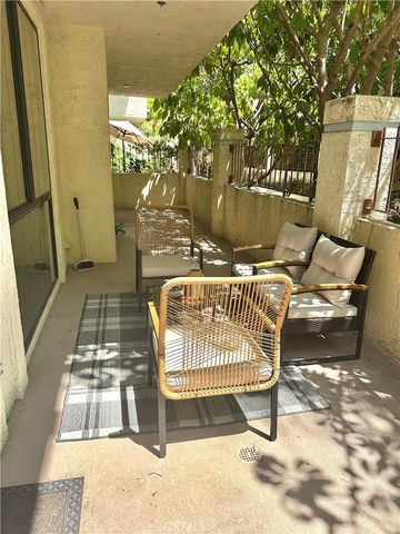 235 S Holliston 118, Pasadena, CA 91106