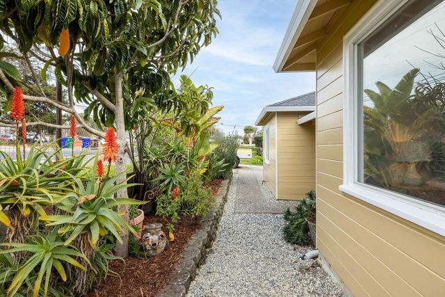 4800 4800 Hilltop Dr, El Sobrante, CA 94803