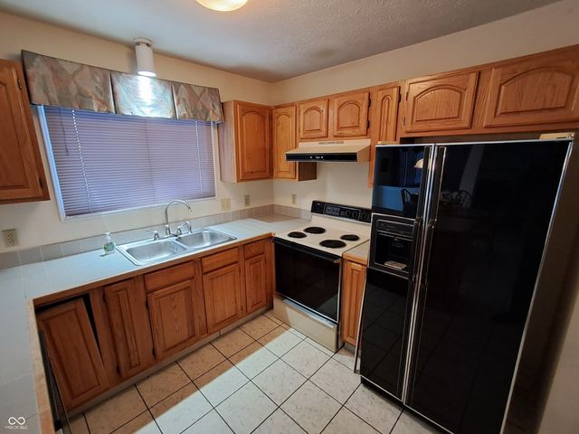 5369 Deer Creek Drive, Indianapolis, IN 46254