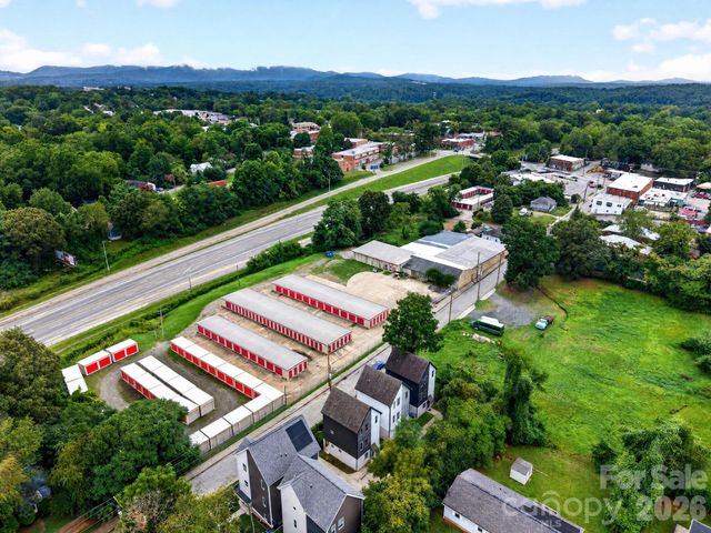 66 Burton Street, Asheville, NC 28806