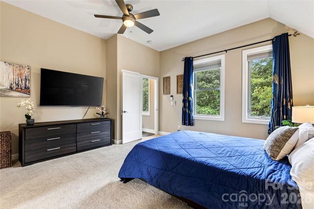 66 Burton Street, Asheville, NC 28806