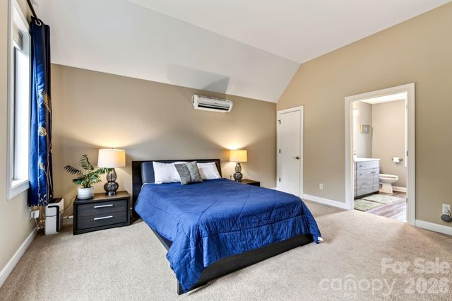 66 Burton Street, Asheville, NC 28806