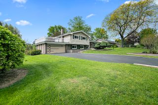 765 W Bayer Drive, Palatine, IL 60067